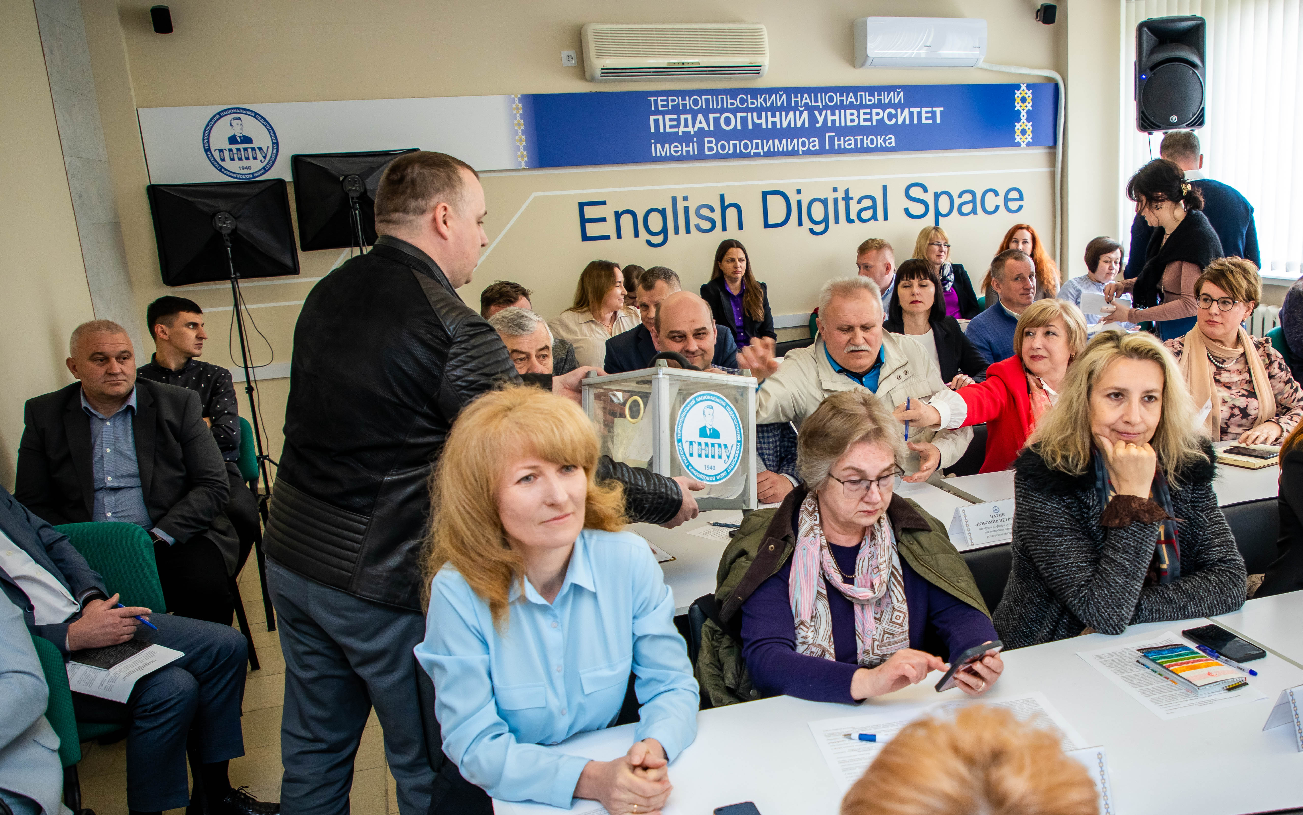 Таємне голосування членів Вченої ради